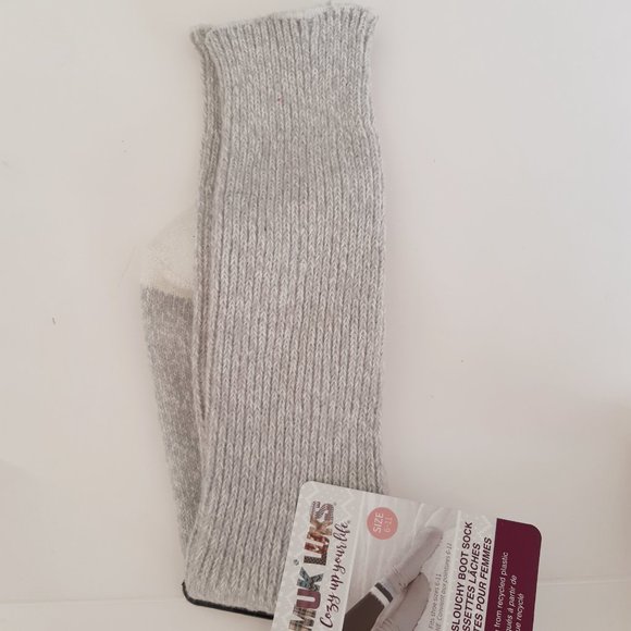 Muk Luks Socks - Picture 1 of 5